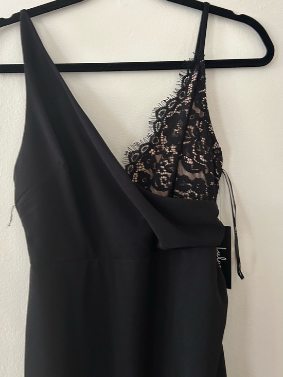 Lulus Dresses & Skirts - Lulus Black Lace-Trim Slip Dress